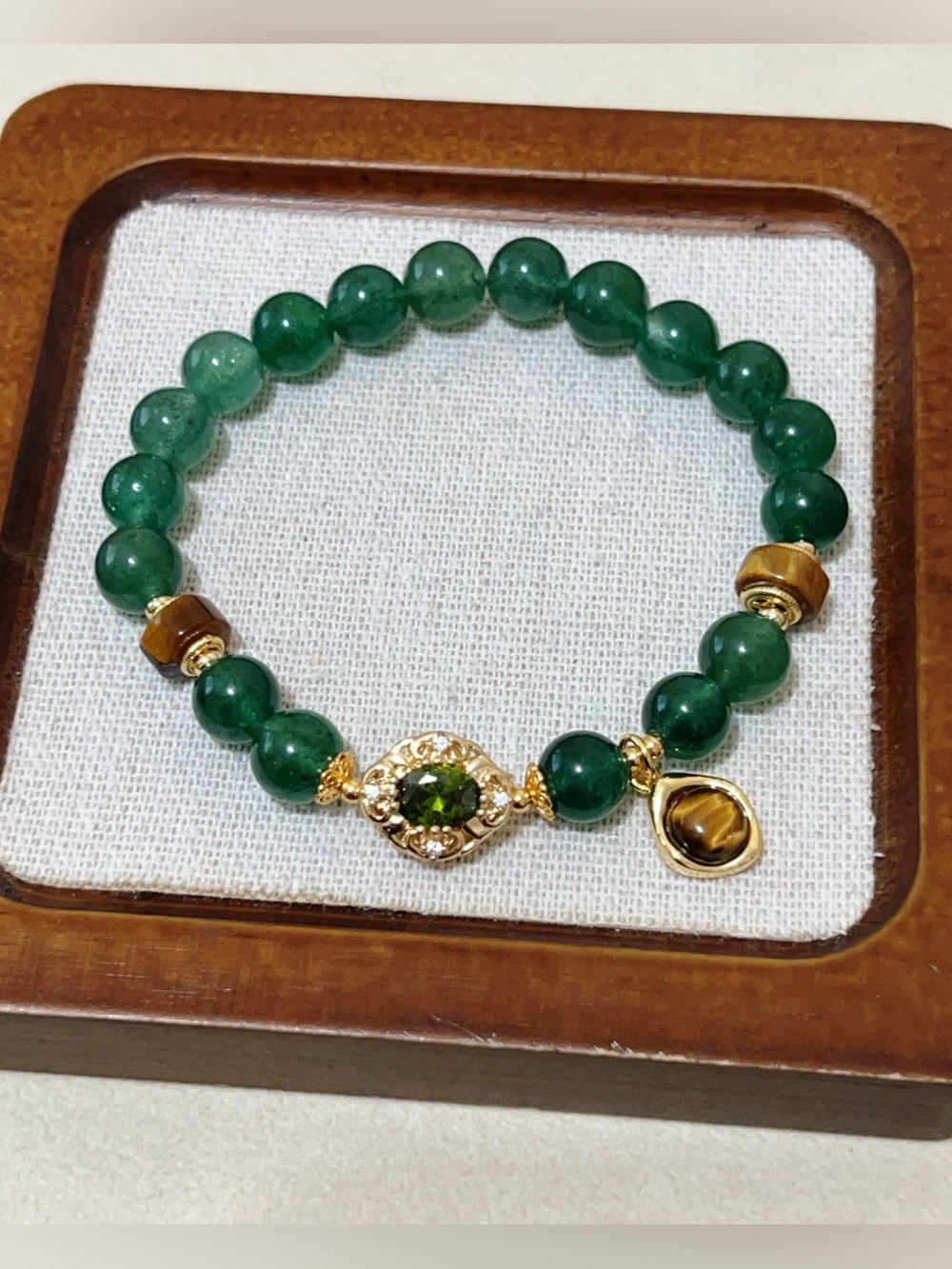Handmade dark Green Strawberry Quartz beads & Tiger Eye Stone Bracelet 8.5mm